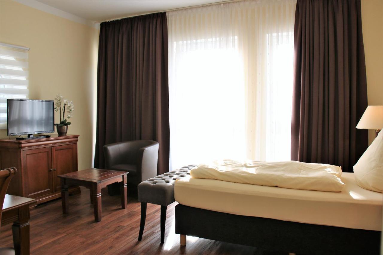 Aparthotel Scheuer Хюрт Экстерьер фото